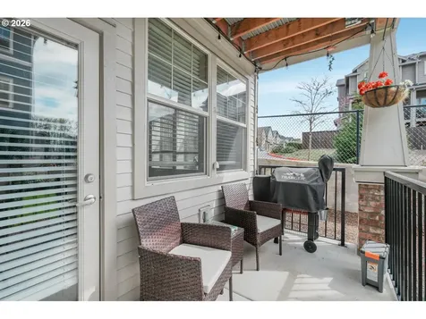 17126 SW Snowdale Street Beaverton OR 97007