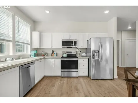 17126 SW Snowdale Street Beaverton OR 97007