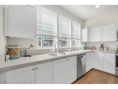 17126 SW Snowdale Street Beaverton OR 97007