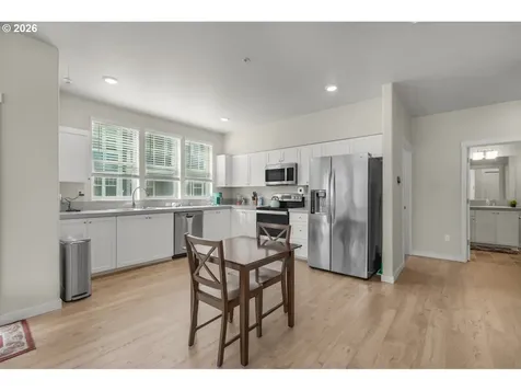 17126 SW Snowdale Street Beaverton OR 97007