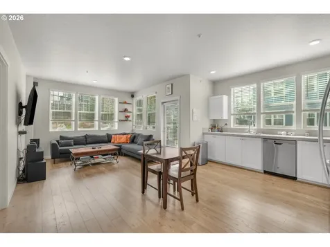 17126 SW Snowdale Street Beaverton OR 97007
