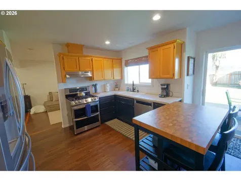 763 SE Boysen Lane Dundee OR 97115