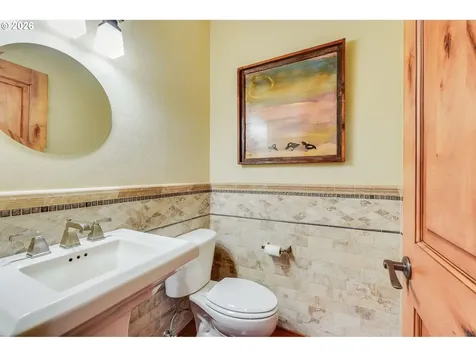 19317 Lorna Lane Lake Oswego OR 97035