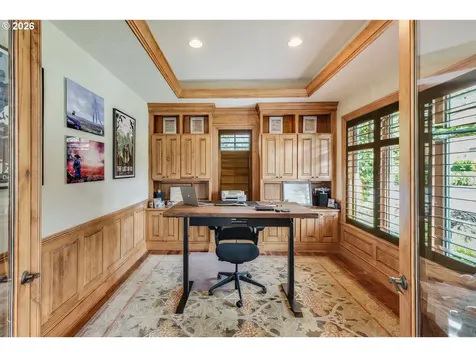 19317 Lorna Lane Lake Oswego OR 97035