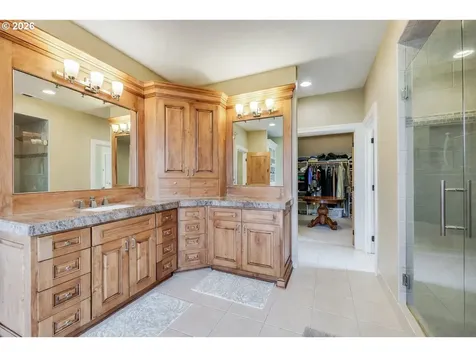 19317 Lorna Lane Lake Oswego OR 97035