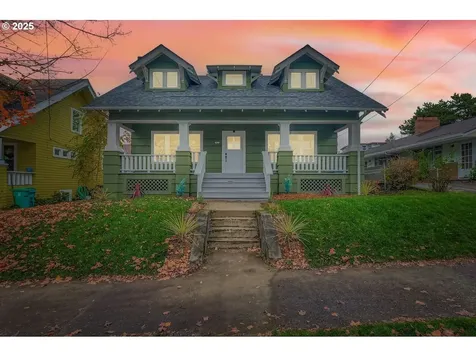3015 SE Gladstone Street Portland OR 97202