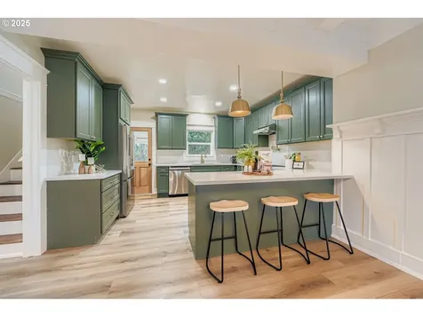 3015 SE Gladstone Street Portland OR 97202