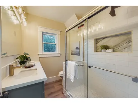 3015 SE Gladstone Street Portland OR 97202