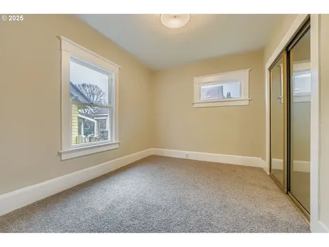 3015 SE Gladstone Street Portland OR 97202