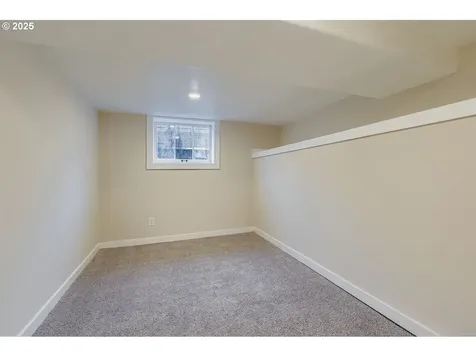 3015 SE Gladstone Street Portland OR 97202