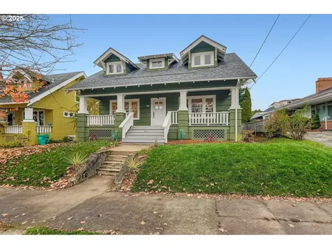 3015 SE Gladstone Street Portland OR 97202