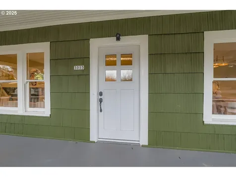 3015 SE Gladstone Street Portland OR 97202