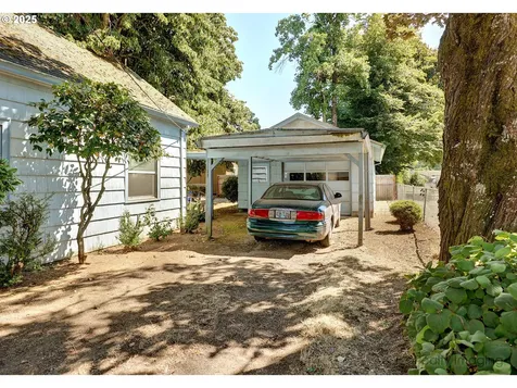 16440 SE Main Street Portland OR 97233