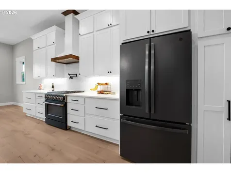 89120 Arrowhead Road Warrenton OR 97146