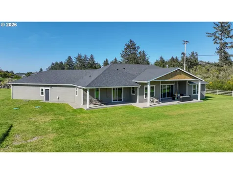 89120 Arrowhead Road Warrenton OR 97146