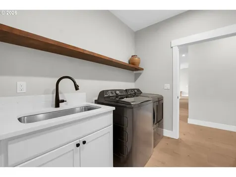 89120 Arrowhead Road Warrenton OR 97146