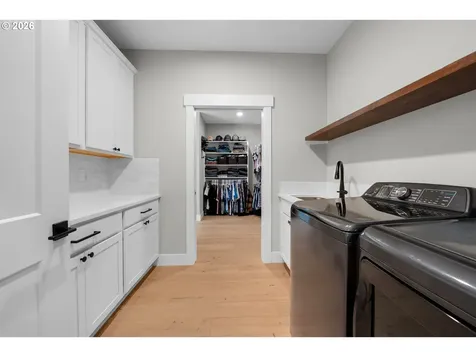 89120 Arrowhead Road Warrenton OR 97146