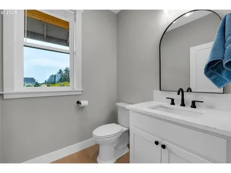 89120 Arrowhead Road Warrenton OR 97146