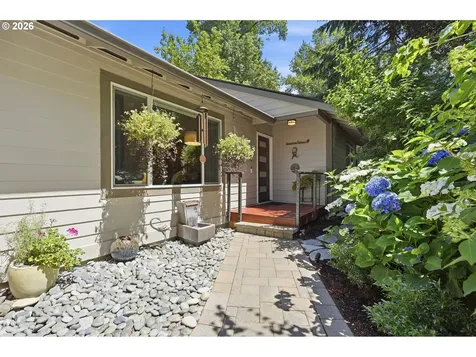 9824 SW Quail Post Road Portland OR 97219