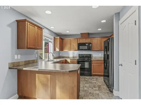 202 Wyatt Drive Kelso WA 98626