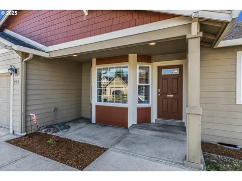 202 Wyatt Drive Kelso WA 98626