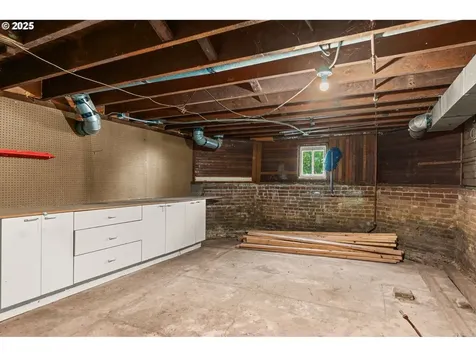 1010 SE 49th Avenue Portland OR 97215
