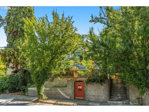 1010 SE 49th Avenue Portland OR 97215