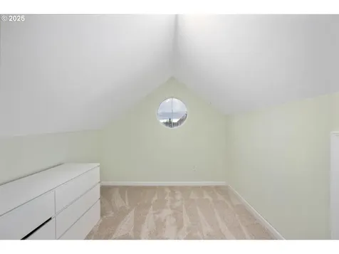 1626 NW Caitlin Terrace Portland OR 97229