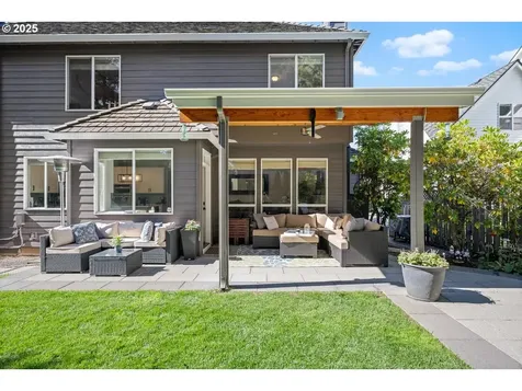 1626 NW Caitlin Terrace Portland OR 97229