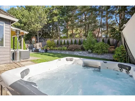 1626 NW Caitlin Terrace Portland OR 97229