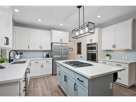 1626 NW Caitlin Terrace Portland OR 97229