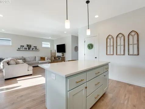 2501 S Cache Circle Ridgefield WA 98642