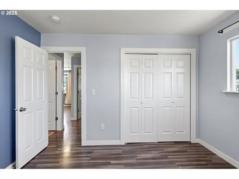 2462 W Jay Avenue Roseburg OR 97471
