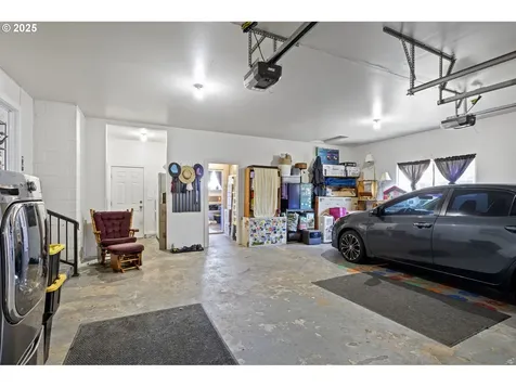 2462 W Jay Avenue Roseburg OR 97471