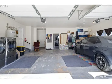 2462 W Jay Avenue Roseburg OR 97471