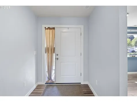 2462 W Jay Avenue Roseburg OR 97471