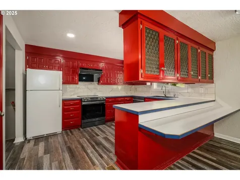 16170 Mcbee Road Dallas OR 97338