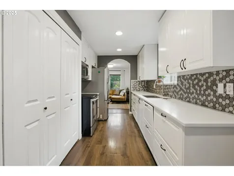3403 SE 153rd Avenue Portland OR 97236