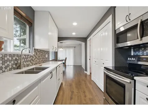 3403 SE 153rd Avenue Portland OR 97236