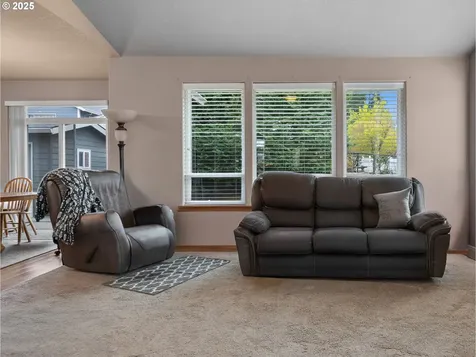 37142 Emerald Cascade Sandy OR 97055