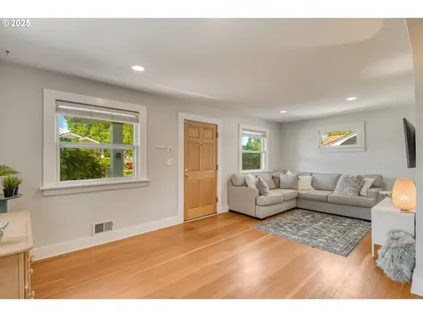 4704 NE 89th Avenue Portland OR 97220