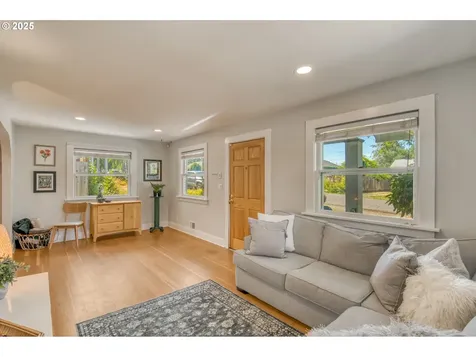 4704 NE 89th Avenue Portland OR 97220
