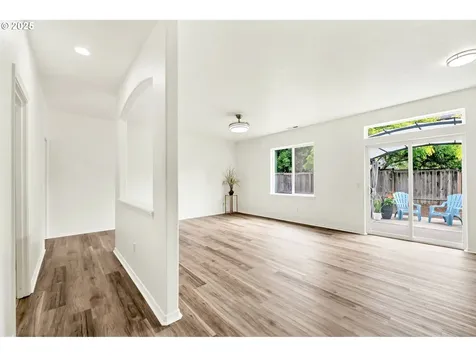 88055 Llama Lane Veneta OR 97487