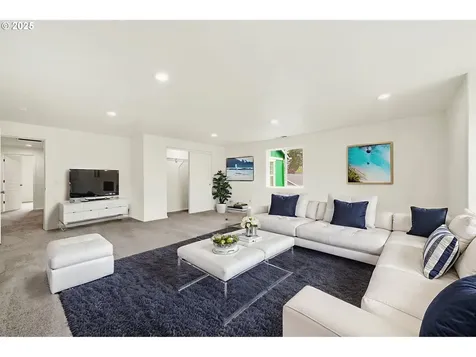 88055 Llama Lane Veneta OR 97487