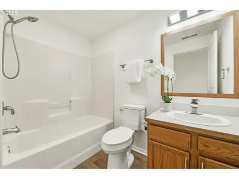 88055 Llama Lane Veneta OR 97487