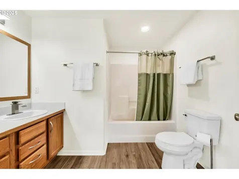 88055 Llama Lane Veneta OR 97487