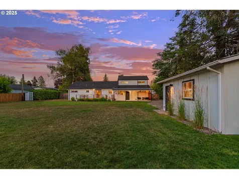 610 NE 3rd Avenue Battle Ground WA 98604