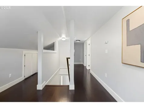 3247 NE Davis Street Portland OR 97232