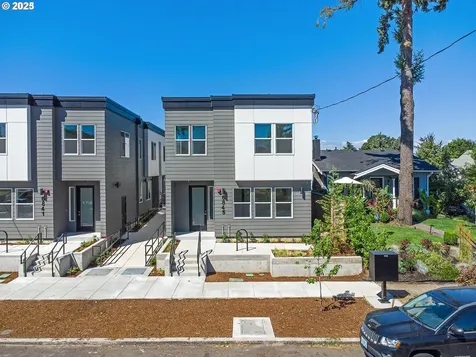 2425 NE Alberta Street Portland OR 97211