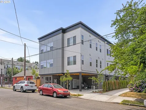 2425 NE Alberta Street Portland OR 97211